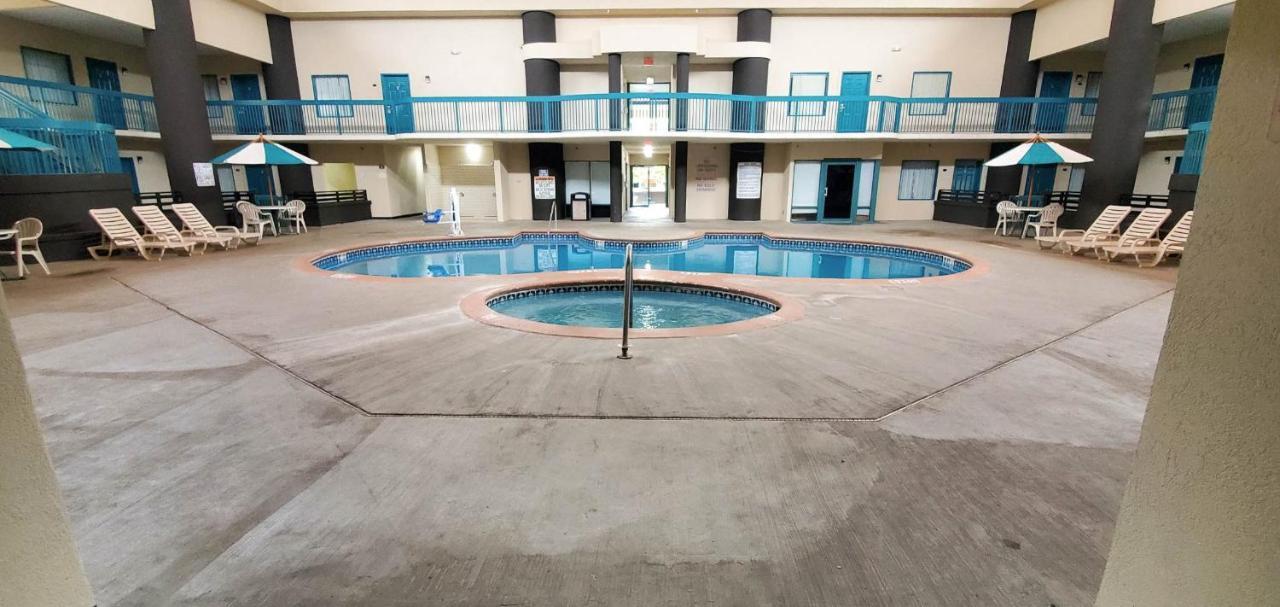 Motel 6 Savannah Ga Gateway & I95 Джорджтаун Экстерьер фото